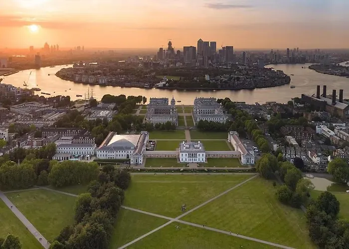 Greenwich & Blackheath Oasis